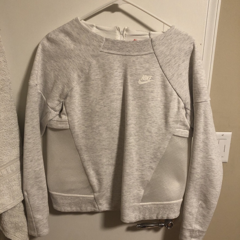 Nike sweater